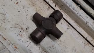 What a bad universal joint looks like