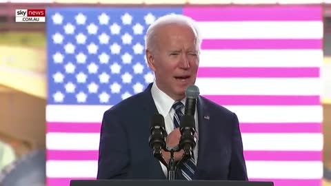 'Nano nono, I don't know': Internet catches Joe Biden 'malfunctioning'