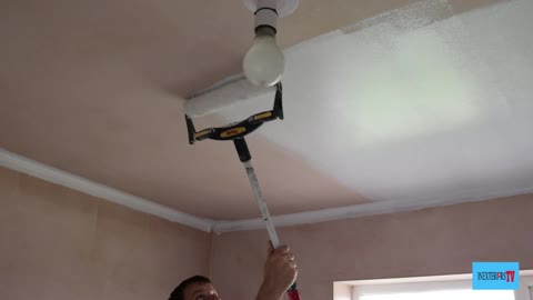 How to paint ceilings. Painting ceiling tips.