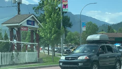 SUV Tries to Force Its Way Past Traffic Controller