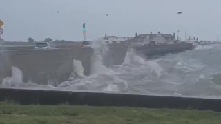 Storm Jorge starts to crank up in Clontarf, Dublin