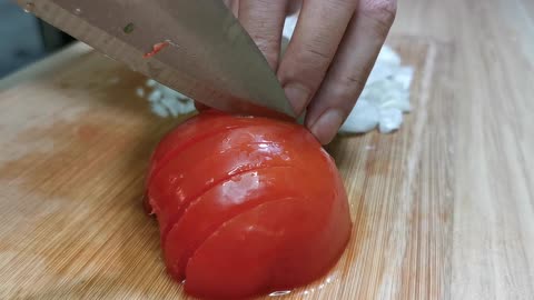 Tomato Cutting