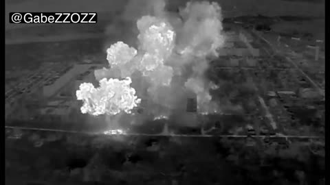 The video shows Russian army strikes on Ukrainian positions.