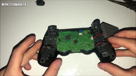 HOW TO FIX THE TRIGGER BUTTONS ON THE PS4 AND PC CONTROLLER