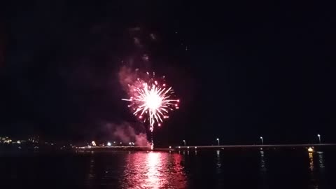 Bribie Island 🎇 FIREWORKS 🎆 Full Moon 🌝 Strawberry Fest 🍓