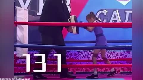 Amazing young kids training kickbox like Bruce Lee