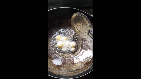 Making gulab jamun at home