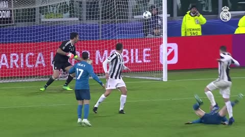 Cristiano Ronaldo's amazing bicycle kick Juventus 03 Real Madrid Champions League 2017