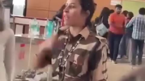 Chandigarh airport CISF Cmander offesir and kangna Ranaut viral video