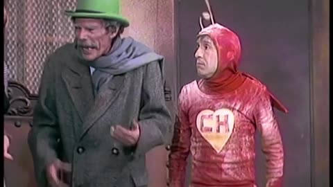 CHAPOLIN - Episódio #58 (1974) Não confunda "a casa caindo de velha" com "a velha caindo da casa"