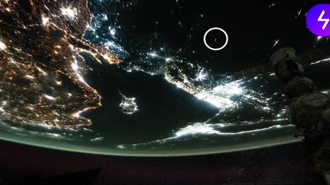 Asteroid burns in fire of light from space | ISS