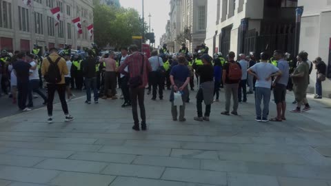 London Lockdown Protest, Trafalgar Square: 19th September 2020 - Part 3 "No Violence!"