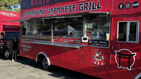 Food Truck Madness! Outdoor party in Santa Clarita! #santaclarita