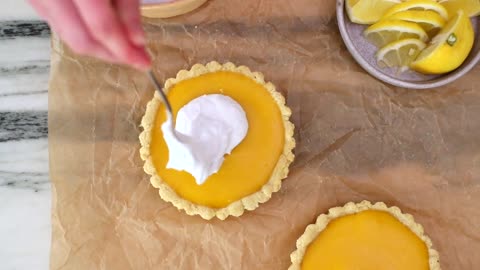 How to Make a Healthy Lemon Tart with Gluten-Free Almond Flour Crust