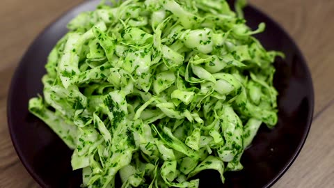 Light spring cabbage salad. Simple, quick and delicious!