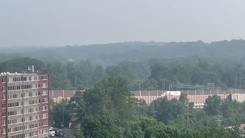 Canadian wildfire smoke chokes Alexandria, VA