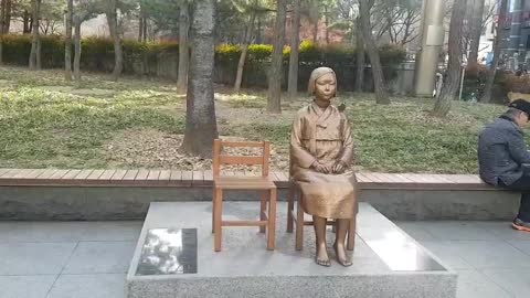 comfort women statue in korea(Sexual slavery victims for the Japanese imperial army )