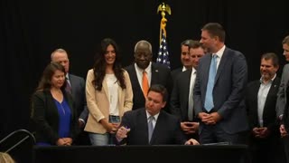 Gov. DeSantis signs "curriculum transparency’ bill