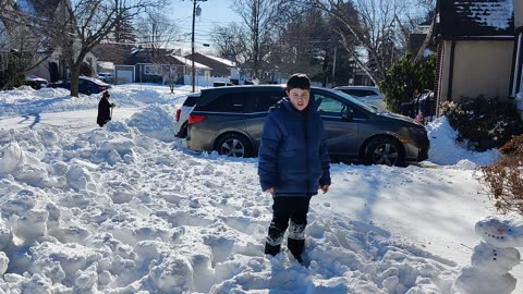 Spencer and his snowman VID_20220130_101612