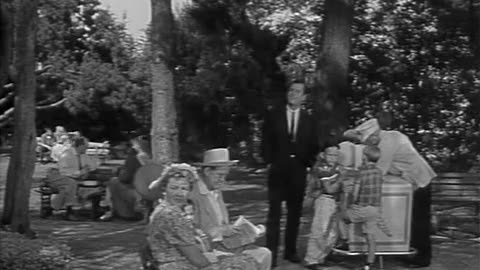 The Twilight Zone 1959 S01E05 Walking Distance