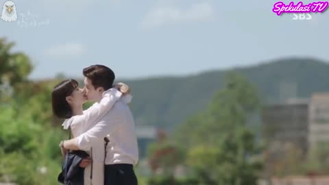 Romantic kiss clips 7