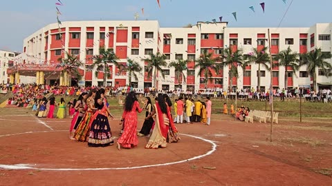 Dandiya at college