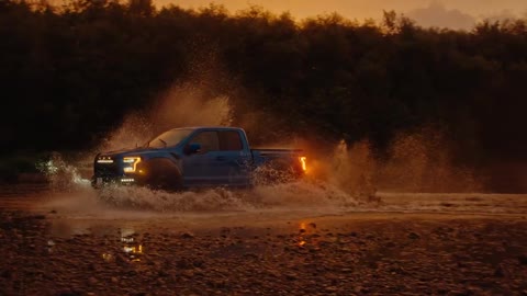 Ford F150 Raptor commercial