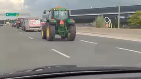 Tractor Convoy Hwy 7/8 August 28, 2004