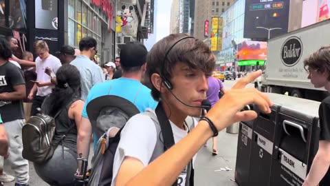 The most eloquent, well spoken street preacher I’ve ever heard! | Preaching Times Square, NYC