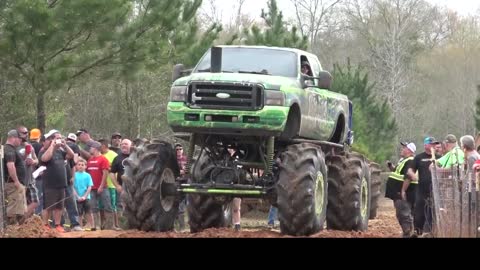 Monster Mud Trucks on a ROLL!! Who is the winner for you guys?