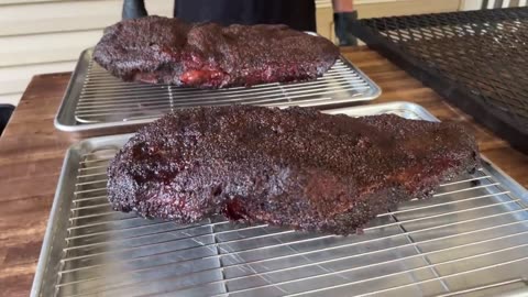 30 People for a Massive Barbecue Feast Handled by a New Grill! Chicken, sausages, ribs, brisket,