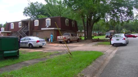 Argument Leads to Police, Fire Called to Apartment Complex on Overlook Rd in Mobile, AL