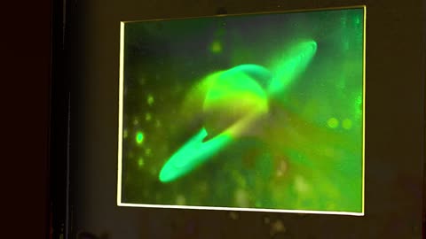 Cool 3D Hologram Video of the Planet Saturn | Holographic Effect