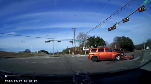 Red Light Runner Crashes and Flips Vehicle