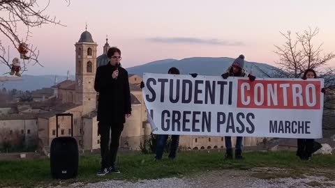 Studenti contro il Green Pass: diamo voce alla verità - Giuseppe e Giacomo