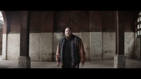 Rag'n'Bone Man - Human (Official Video)