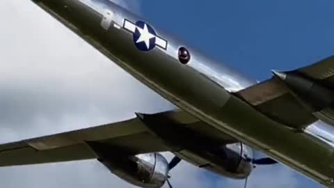 🎥 @ryguyaviation B-29 Doc Old boy pouring it on • #b29 #ww2 #warbird #boeing