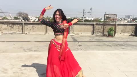 Chamak Dhoop ki dance - Dance with Alisha -