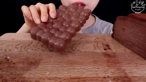 ASMR MUKBANG｜CHOCOLATE MARSHMALLOW KINDER RICE CAKE ICE CREAM SNACK 초코찰떡 마시멜로 디저트39 아이스크림 몰티져스 케이크먹방