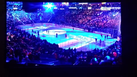 Lauren Hart Sings National Anthem - Flyers Celebrate Pride Night 🏳️‍🌈