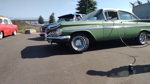 1959 Chev Bel Air - Hoppin' on Bags - Slowmo clip