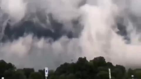 Unusual clouds formed in Illinois!