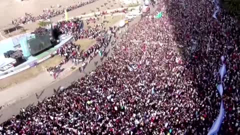 Argentina's goalie gets hero's welcome in his hometown