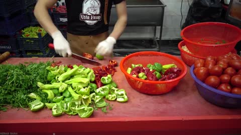 Lahmacun The Most Popular Food In Turkey | How Its Made? | Turkish Street Foods