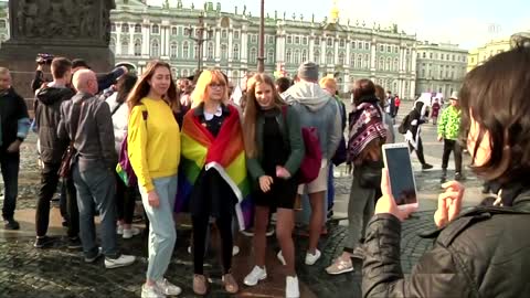 Russia passes law banning 'LGBT propaganda'