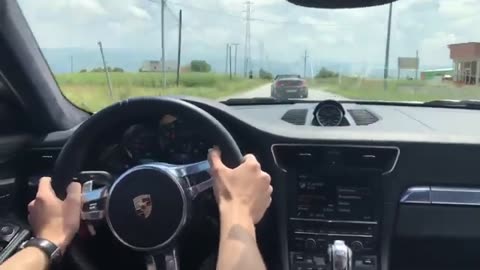 PORSCHE 911 vs BMW M6