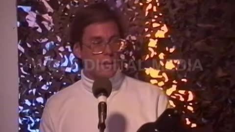 Bob Lazar at the Rachel, Nevada UFO Conference (RARE!)