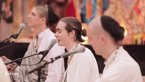 Mero Radha Ramana - Aaradhakananda | Kirtan Sessions