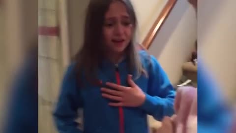 Girl Cries Tears of Joy After Getting New Kitten