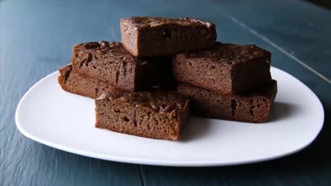 Healthy Oatmeal Cookies and Low-Calorie Brownies